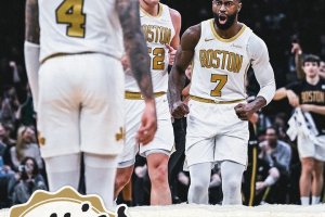 Boston soffoca Chicago: Simons e Pritchard firmano la quarta vittoria di fila