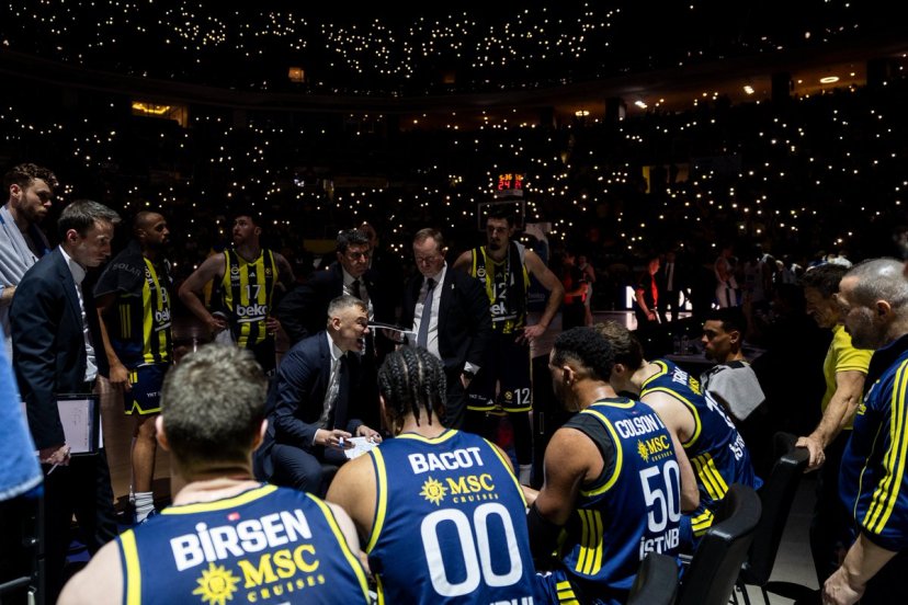 Jasikevicius Fenerbahce Efes 79-62