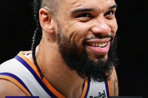 Brooks incendia Brooklyn, Phoenix regge la rimonta e chiude in controllo