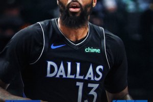 Marshall guida Dallas, Curry entra nella storia ma non basta