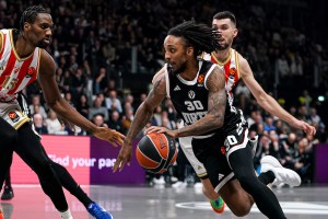 Virtus Bologna, contro Trento torna tra i disponibili Matt Morgan