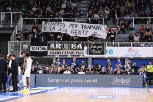 Trapani Shark esclusa dal campionato. I titoli dei quotidiani oggi in edicola