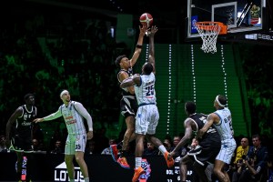 Virtus Bologna, Derrick Alston: “Ora ci attende un passo in avanti, Tortona ottima squadra”