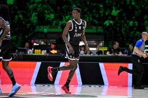 Virtus Bologna, Niang: “Scesi in campo con troppa leggerezza, contro Tortona saremo pronti”