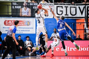 APU Udine, preso Lorenzo Bucarelli. Alibegovic sempre più lontano