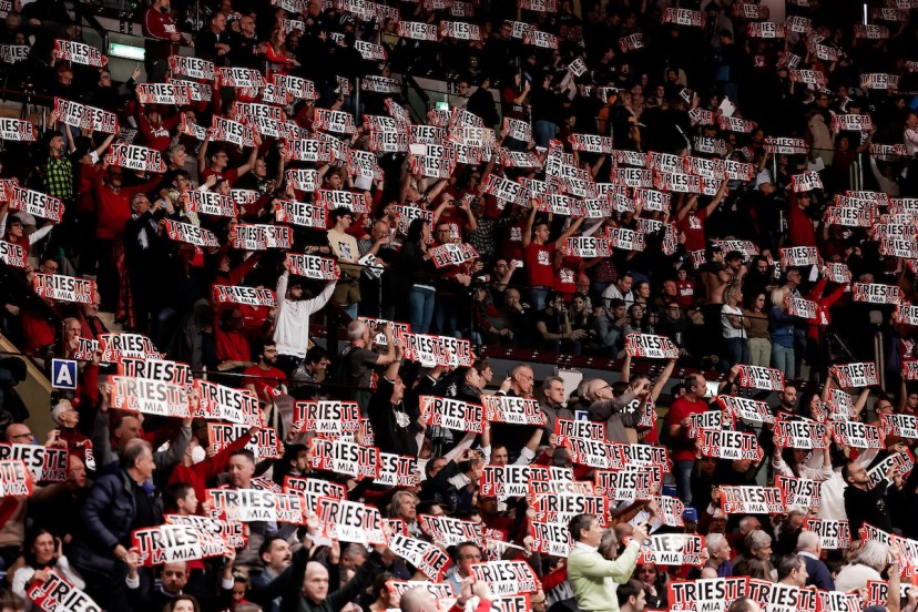 Curva Nord Trieste: La gente di Trieste è sempre qua, pronta a farne “sempre parte”.