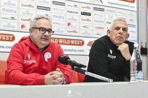 Estra Pistoia Basket risolve i contratti con il DT Alberto Martelossi e coach Stefano Sacripanti
