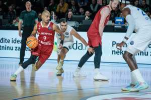 Dinamo Sassari rescinde con Jacob Pullen e torna sul mercato: interesse per Geno Crandall