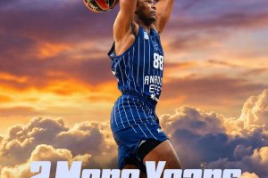 Anadolu Efes extends Kai Jones