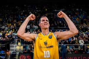 Gran Canaria blow: Miquel Salvó suffers ruptured patellar tendon in right knee