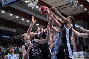 Ancora Hubb, ancora Derthona: Sassari battuta