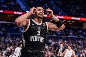 Virtus Bologna reportedly make Carsen Edwards stay a priority