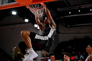 Chapman irreale, il Derthona Tortona non sbaglia mai: dominata la Pallacanestro Cantù