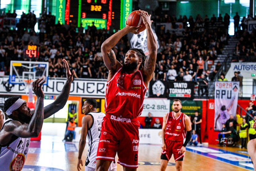 Devin Booker Olimpia Milano