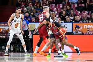 Venezia vince in rimonta contro Udine trascinata da un super RJ Cole