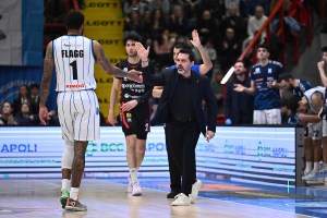 Guerri Napoli, coach Magro: “Non siamo ancora fuori dalla difficoltà”