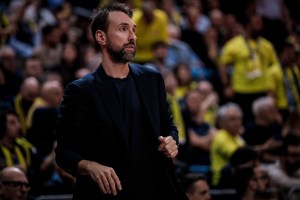C’è Sassari ma anche il tributo alla leggendaria storia dell’Olimpia