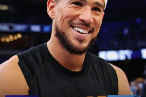 Booker accende Phoenix, Memphis cede nel quarto periodo