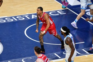 UNA Hotels Reggio Emilia: a Sassari la miglior prova in Serie A per Troy Caupain