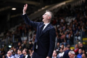 Virtus Bologna, Jakovljevic: “I nostri tifosi sono i migliori, le loro critiche ci stimoleranno”