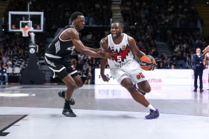 La Virtus Bologna cade ancora in EuroLeague: il Baskonia espugna la Virtus Arena