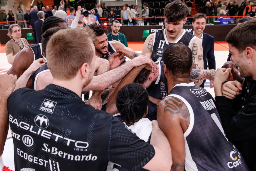 Si chiude domani il programma della ventiseiesima giornata di LBA con il posticipo delle 20 tra Virtus Bologna e Pallacanestro Cantù