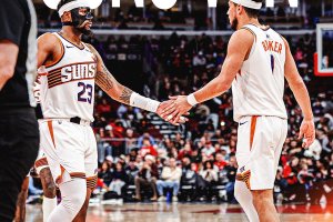 Booker chiude i conti, Phoenix respira di nuovo