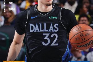 Flagg si aggiudica il duello con LeBron, i Mavs tornano a vincere all’American Airlines Center