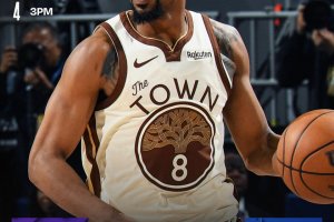 Curry riaccende Golden State, Sacramento si ferma
