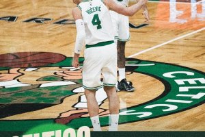 Tatum torna e Boston parte forte: Philadelphia travolta in Gara 1