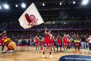Si fermano Madrid, Barça e Baskonia. Vince ancora Valencia