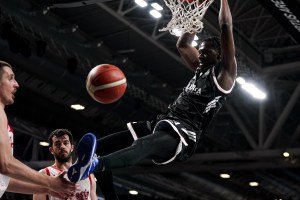 La Virtus Bologna fa valere la propria fisicità, sconfitta la Pallacanestro Trieste