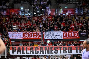 Pallacanestro Trieste, Gara 3 con Brescia tra playoff e contestazione: prevendita lenta