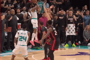 Hornets determinati a confermare Coby White