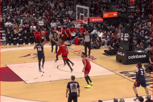 32 di Donovan Mitchell, Cavs vittoriosi sui Raptors in Gara 1