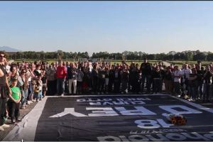 Caserta, tutti riuniti davanti alla Reggia per il tributo a Oscar