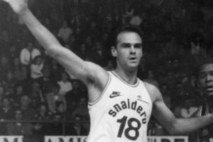 Juvecaserta in lutto: “Ciao Oscar, leggenda eterna. Caserta non ti dimenticherà mai”