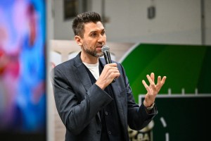Andrea Bargnani a Un altro podcast: “Dobbiamo aiutare i proprietari a creare un prodotto di valore”