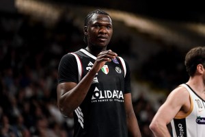 Virtus Bologna, Aliou Diarra ancora in dubbio per gara 4