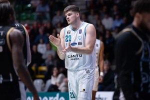 Pallacanestro Cantù: c’è la separazione con Grant Basile