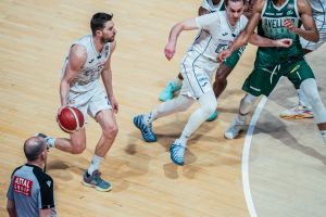 Prova di forza della Fortitudo Bologna contro Avellino, gara 1 è della Flats Service