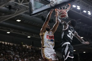 Per la 7ª volta nella storia degli LBA Playoff le semifinali iniziano con delle vittorie in trasfert
