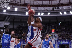 Trieste sorprende subito! Brescia espugnata in una tiratissima gara 1