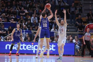 La Fortitudo lotta, ma non basta. A Bologna vince ancora Verona dopo un overtime