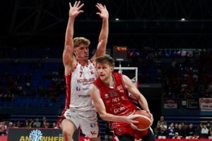 Pesaro annichilita: Rimini si porta sul 2-1