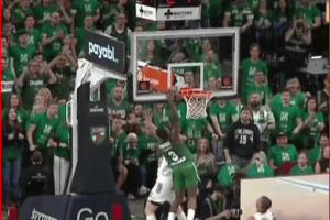 Sylvain Francisco Drops the Hammer in Game 3 between Zalgiris and Fenerbahçe