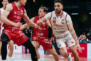Rimini elimina di autorità Pesaro a domicilio: la semifinale è sua