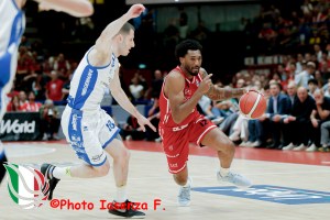 Olimpia Milano, La Gazzetta dello Sport titola: “Passo da Scudetto”