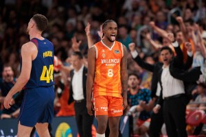 acb finals | Montero show! Il Valencia sbanca il Palau e si porta sul 2-1