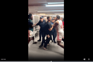 Video SDNA: lo scontro Tyrique Jones-Kendrick Nunn